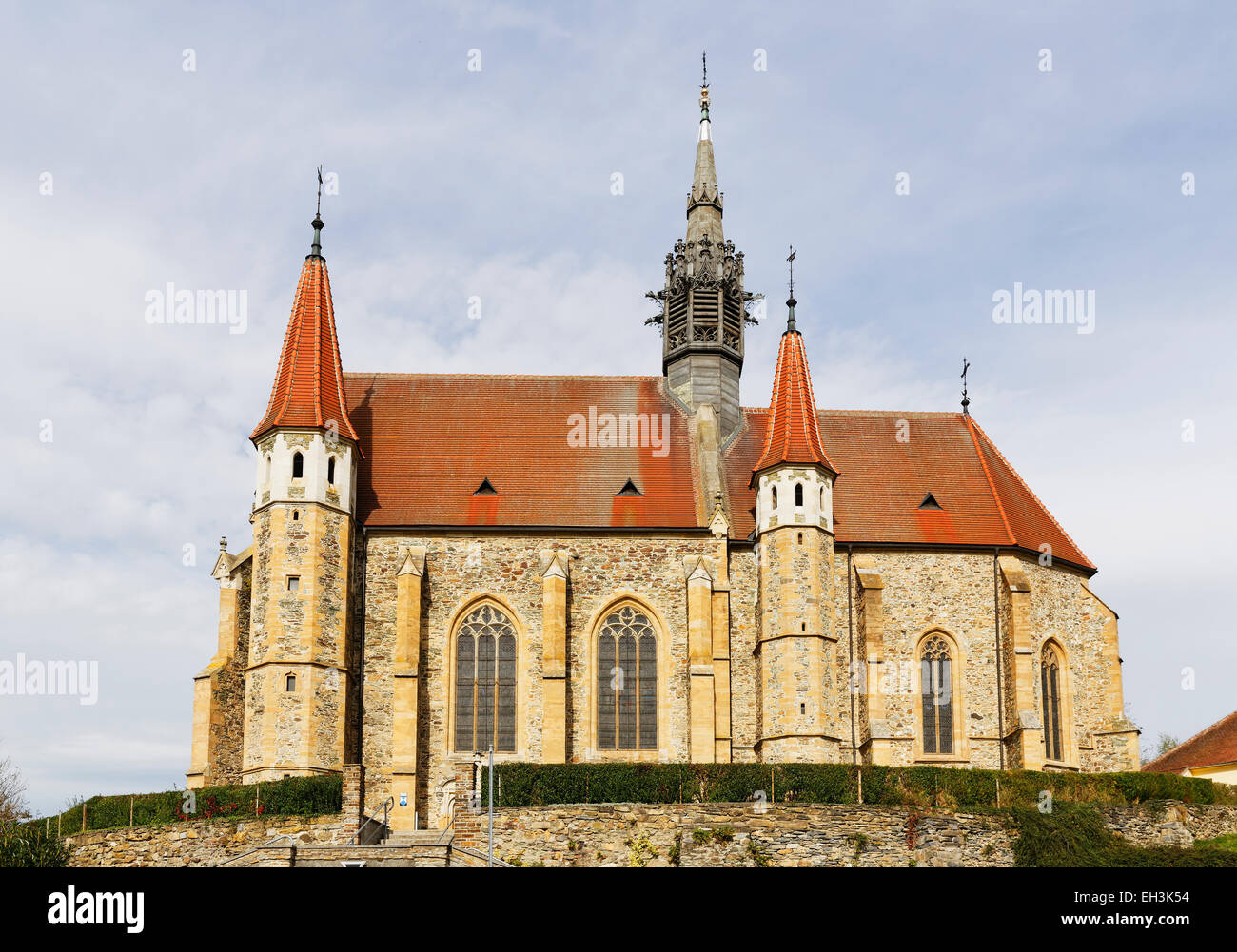 La fin de l'église paroissiale gothique de l'Assomption, Mariasdorf, le Burgenland méridional, Burgenland, Autriche Banque D'Images