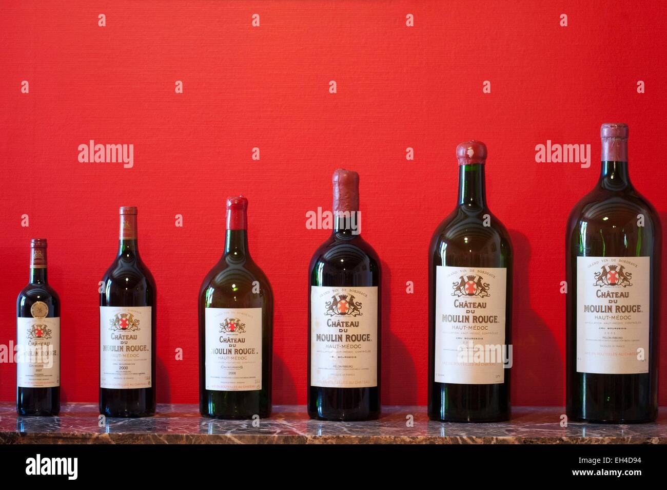 France, Gironde, Cussac Fort Médoc, propriété du château du Moulin Rouge, des bouteilles de magnums, Roboam, Mathusalem, salmanazar Banque D'Images