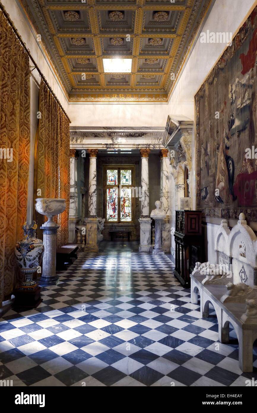 La Roumanie, la Valachie, le château de Peles de Sinaia, ancienne résidence royale construite entre 1875-1883 pour le Roi Carol I de Roumanie Banque D'Images