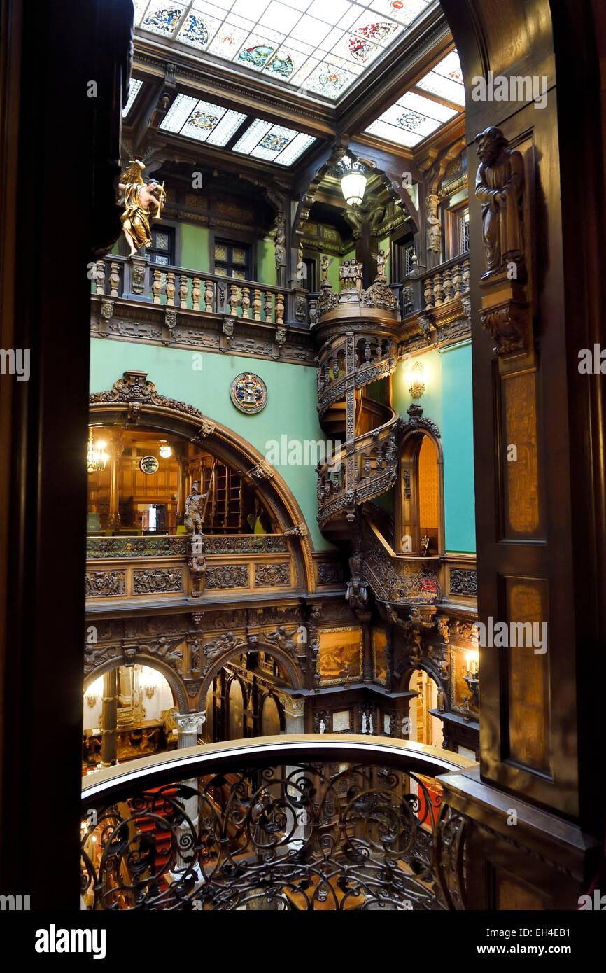 La Roumanie, la Valachie, le château de Peles de Sinaia, ancienne résidence royale construite entre 1875-1883 pour le Roi Carol I de Roumanie, le Hall d'Honneur Banque D'Images