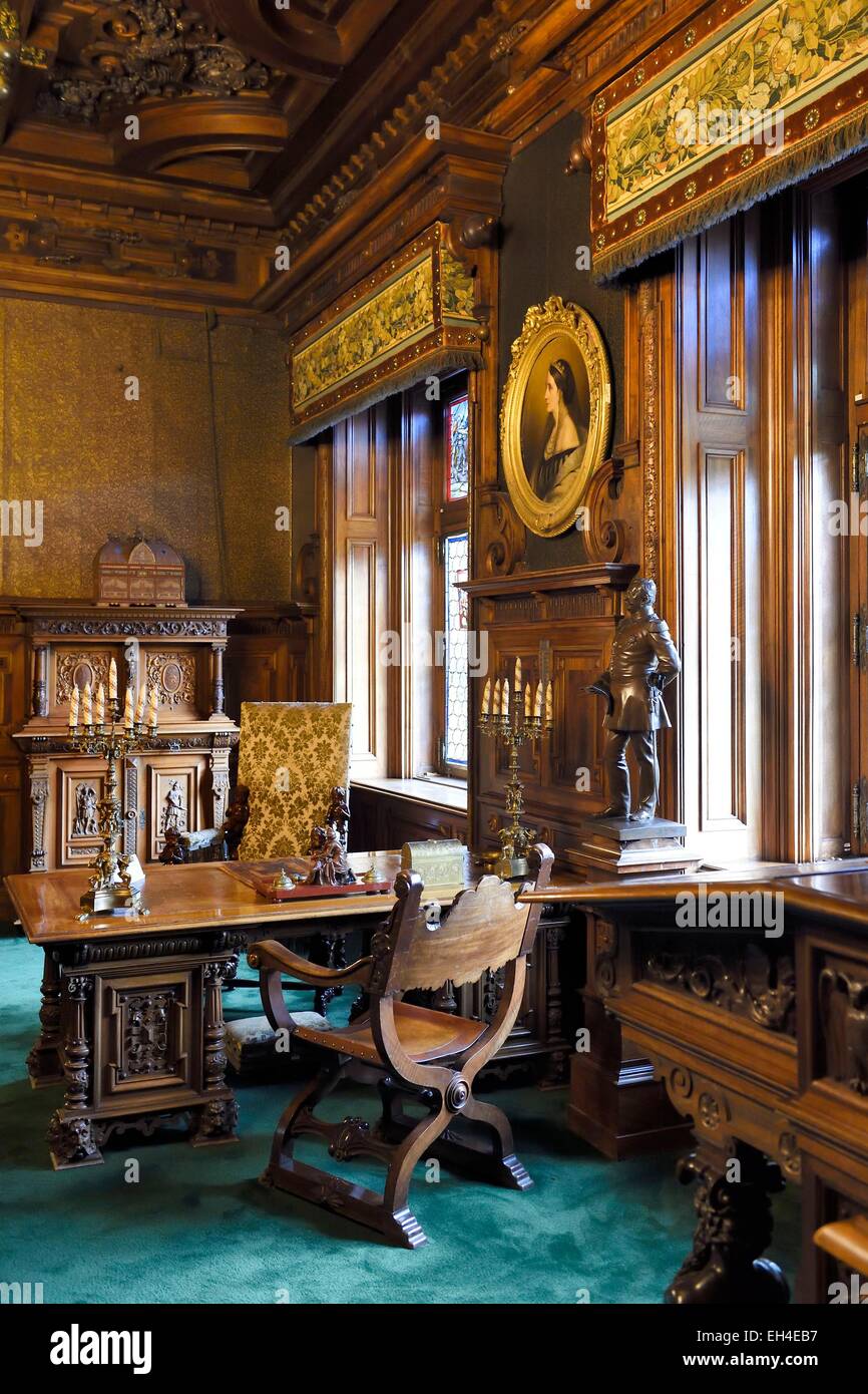 La Roumanie, la Valachie, le château de Peles de Sinaia, ancienne résidence royale construite entre 1875-1883 pour le Roi Carol I de Roumanie, l'étude du roi Banque D'Images