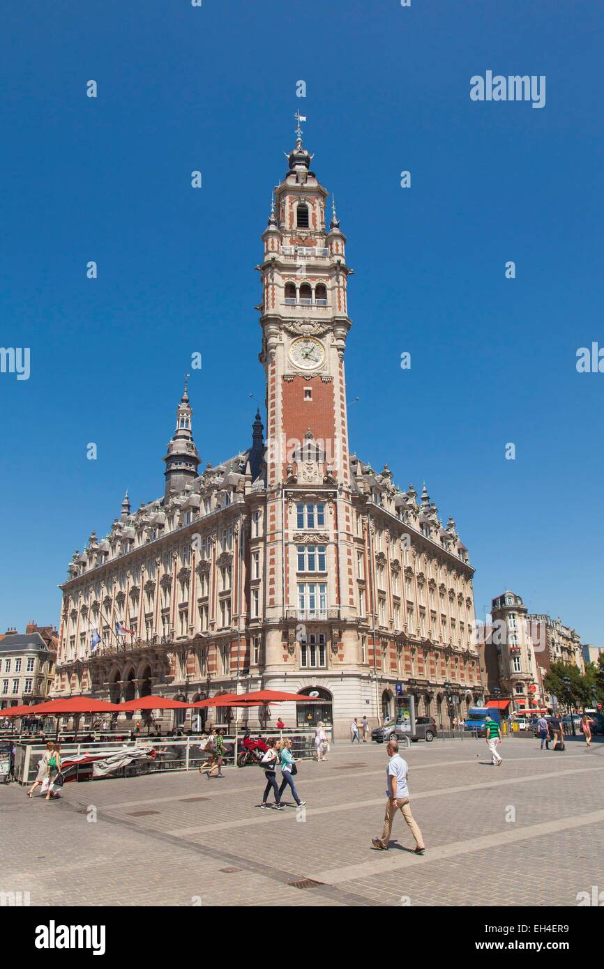 France, Nord, Lille, le beffroi de la Chambre de Commerce et d'Industrie de  Lille (CCI Photo Stock - Alamy