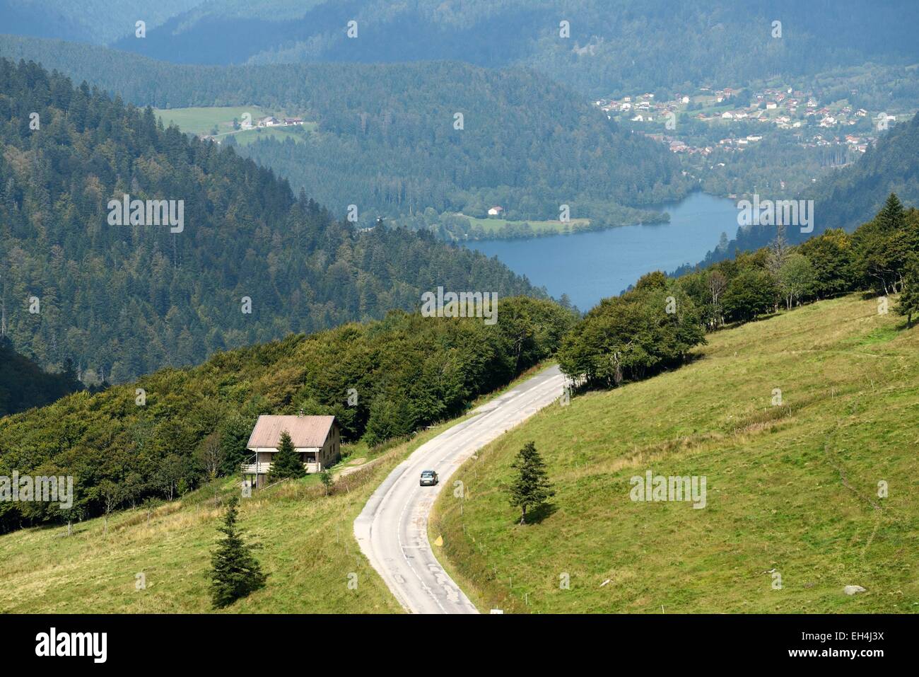 Route des cretes vosges Banque de photographies et d'images à haute  résolution - Alamy