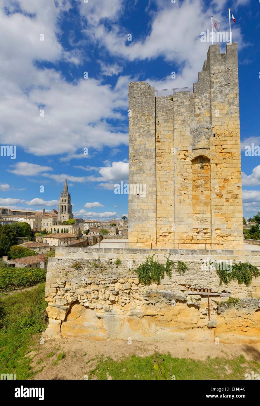 France, Gironde, Saint Emilion, classée au Patrimoine Mondial de l'UNESCO, l'église monolithe Banque D'Images