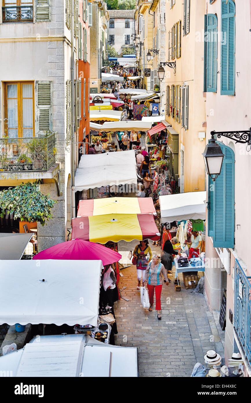 France, Alpes Maritimes, Grasse, marché provençal en été Banque D'Images
