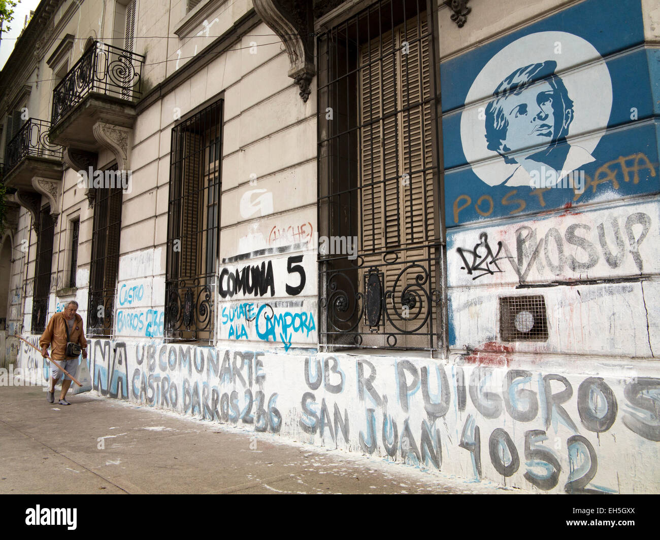 L'ARGENTINE, Buenos Aires, Almagro, Hipolito Yrigoyen, graffiti sur la Casena de Don Bosco Banque D'Images
