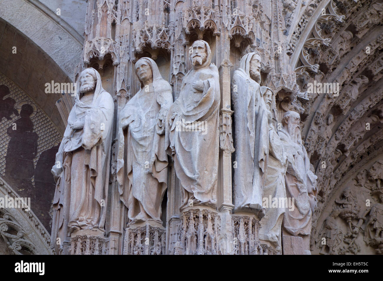 Statues sur la façade occidentale de la Cathédrale de Rouen, Haute-Normandie, France Banque D'Images