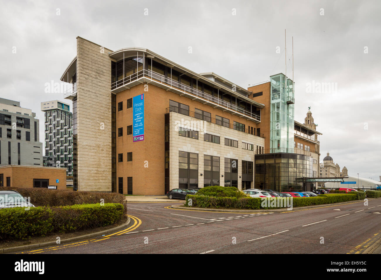 Immeuble de bureaux au 8 Princes Parade, Princes Dock, Liverpool, Angleterre Banque D'Images