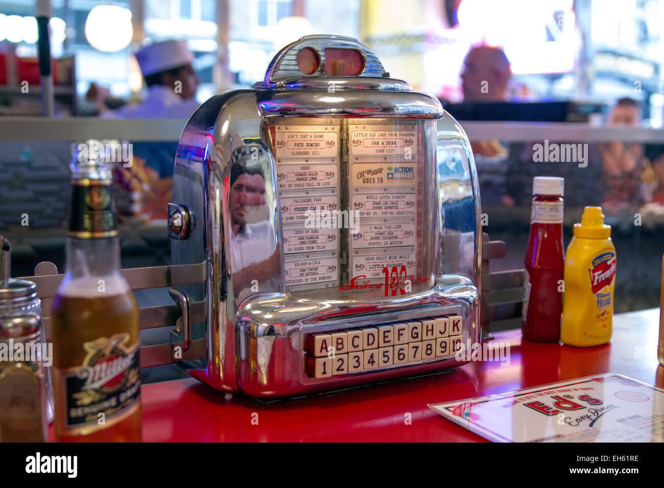 Petit Jukebox in diner Banque D'Images