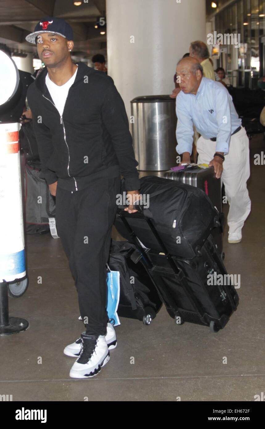 Larenz Tate à l'Aéroport International de Los Angeles (LAX) comprend : Larenz Tate Où : Los Angeles, California, United States Quand : 03 mai 2014 Banque D'Images