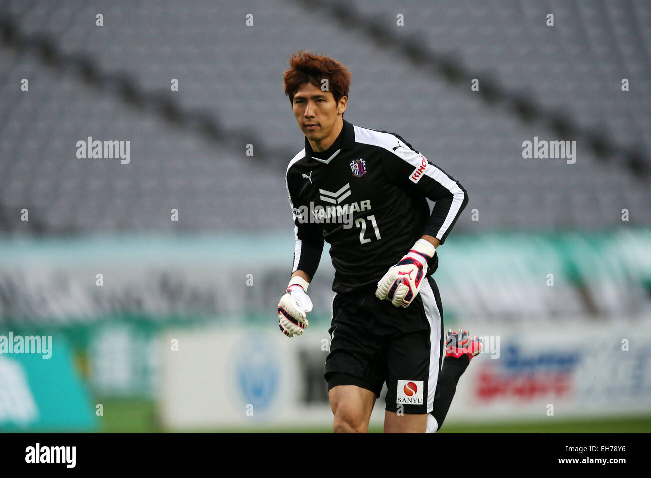 Tokyo, Japon. Mar 8, 2015. Jin Kim Hyeon (Cerezo) Football/soccer : 2015 J2 match de championnat entre Tokyo Verdy 1-1 Cerezo Osaka Ajinomoto Stadium à Tokyo, au Japon . © Jun Tsukida/AFLO SPORT/Alamy Live News Banque D'Images