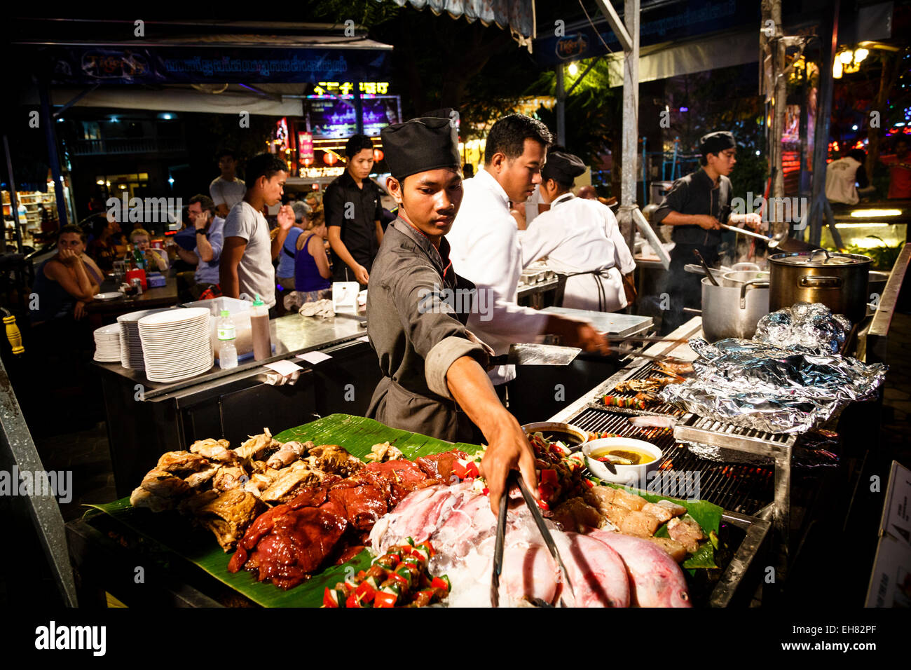 Food au Pub Street, Siem Reap, Cambodge, Indochine, Asie du Sud-Est, l'Asie Banque D'Images