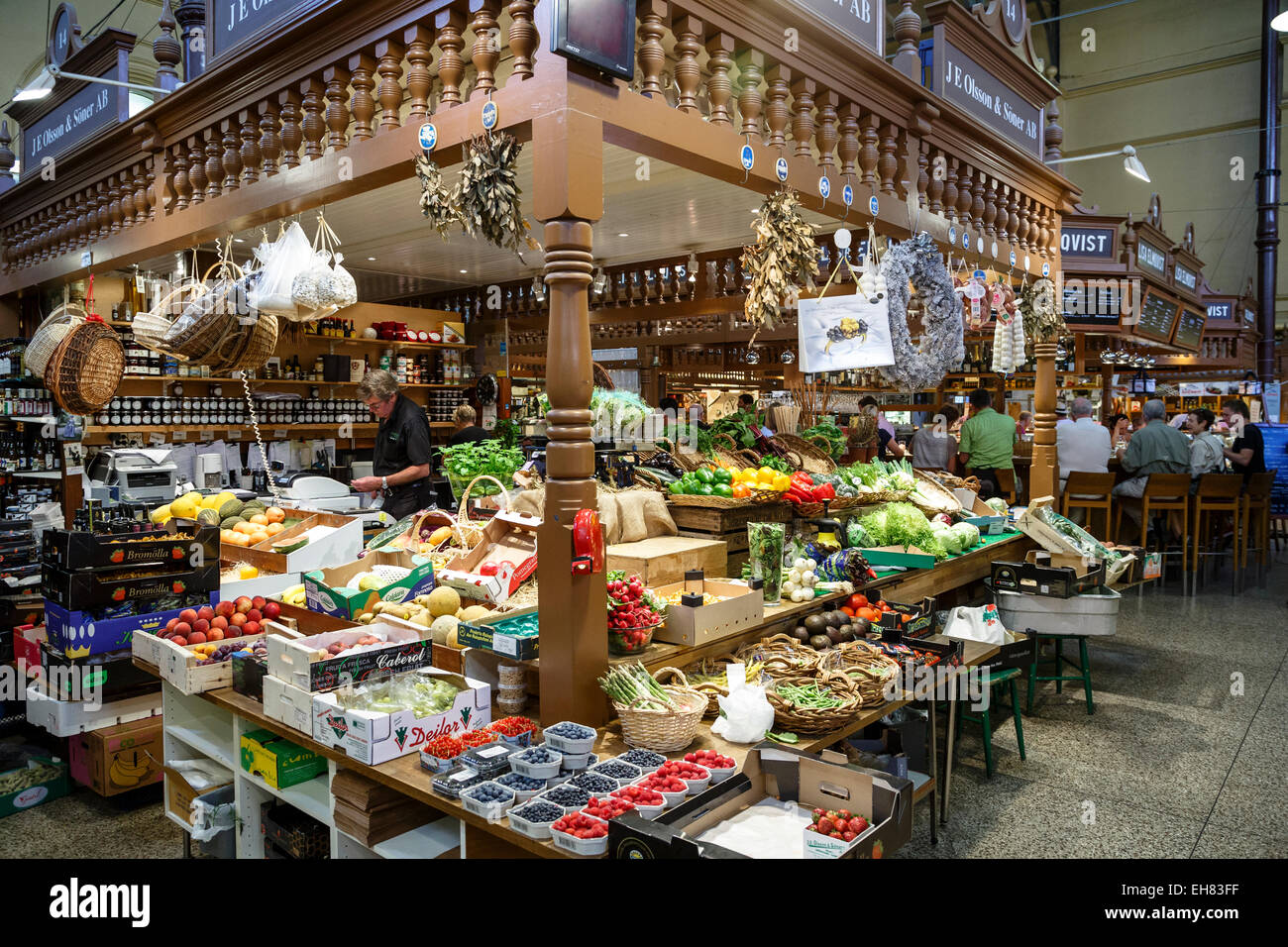 Ostermalmshallen marché alimentaire intérieur, Stockholm, Suède, Scandinavie, Europe Banque D'Images
