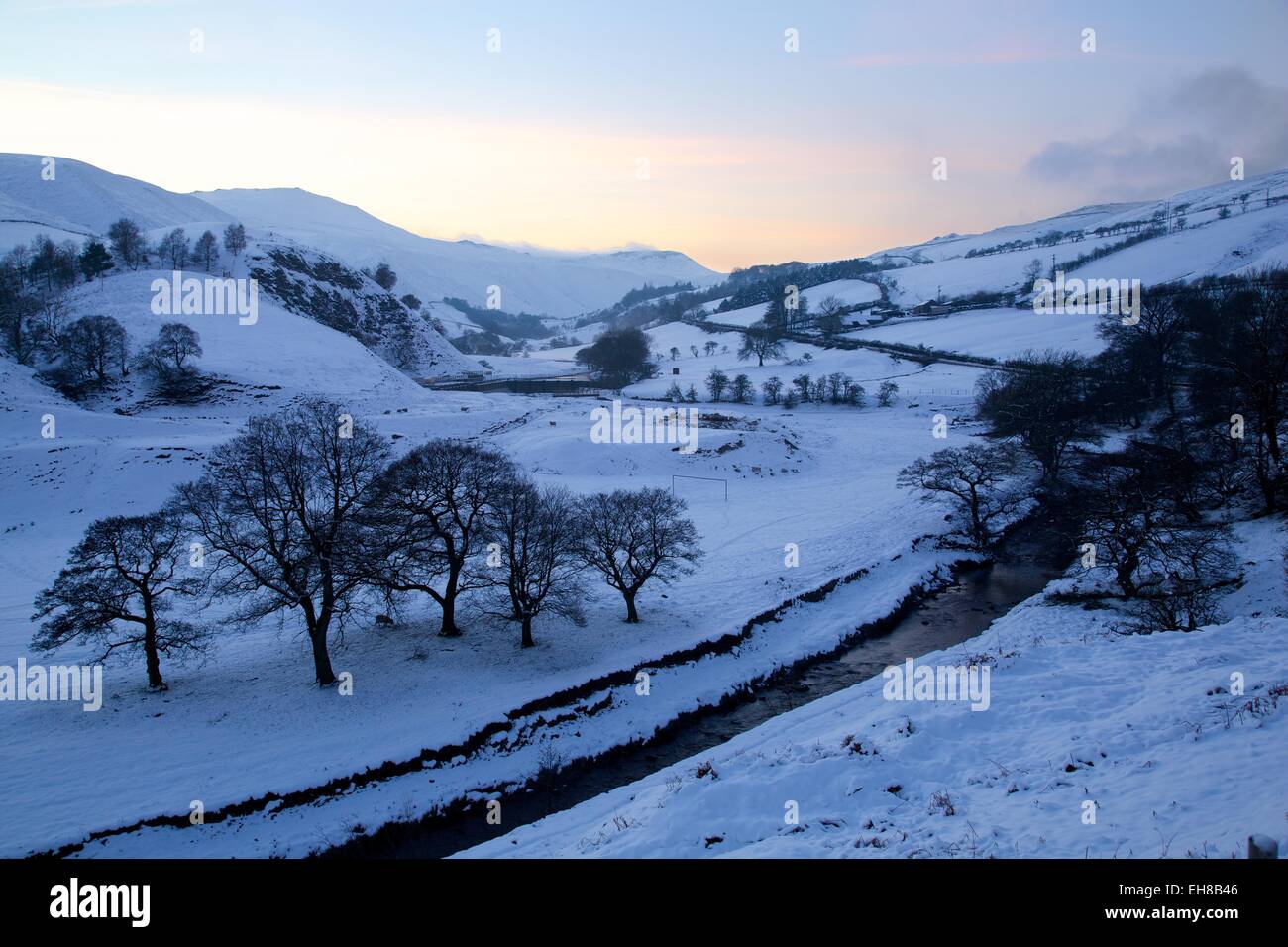 Neige scène sur Snake Pass, parc national de Peak District, Derbyshire, Angleterre, Royaume-Uni, Europe Banque D'Images Neige scène sur Snake Pass, parc national de Peak District, Derbyshire, Angleterre, Royaume-Uni, Europe Banque D'Images