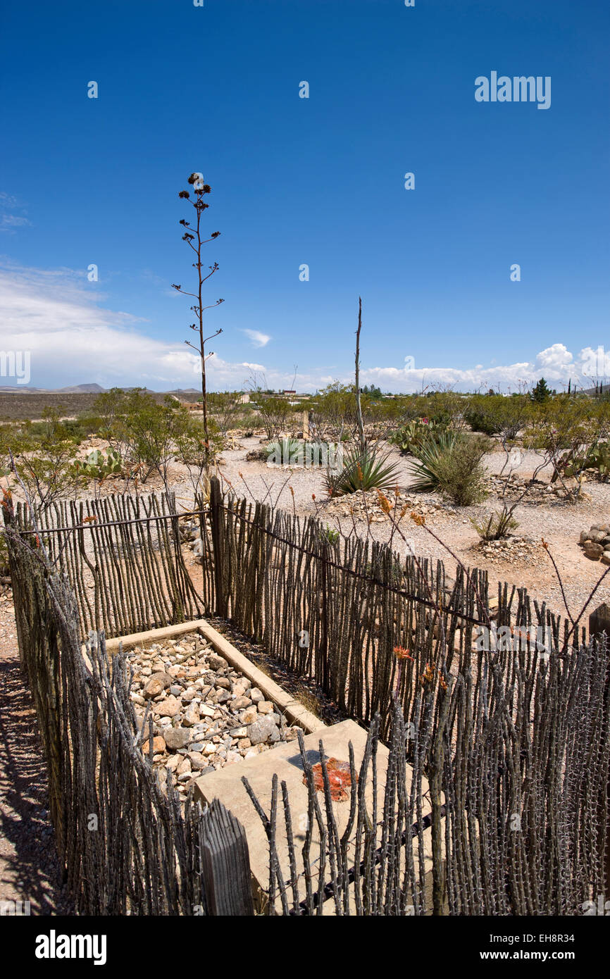 GRAVE BOOT HILL CIMETIÈRE CLÔTURÉ COCHISE COMTÉ TOMBSTONE ARIZONA USA Banque D'Images