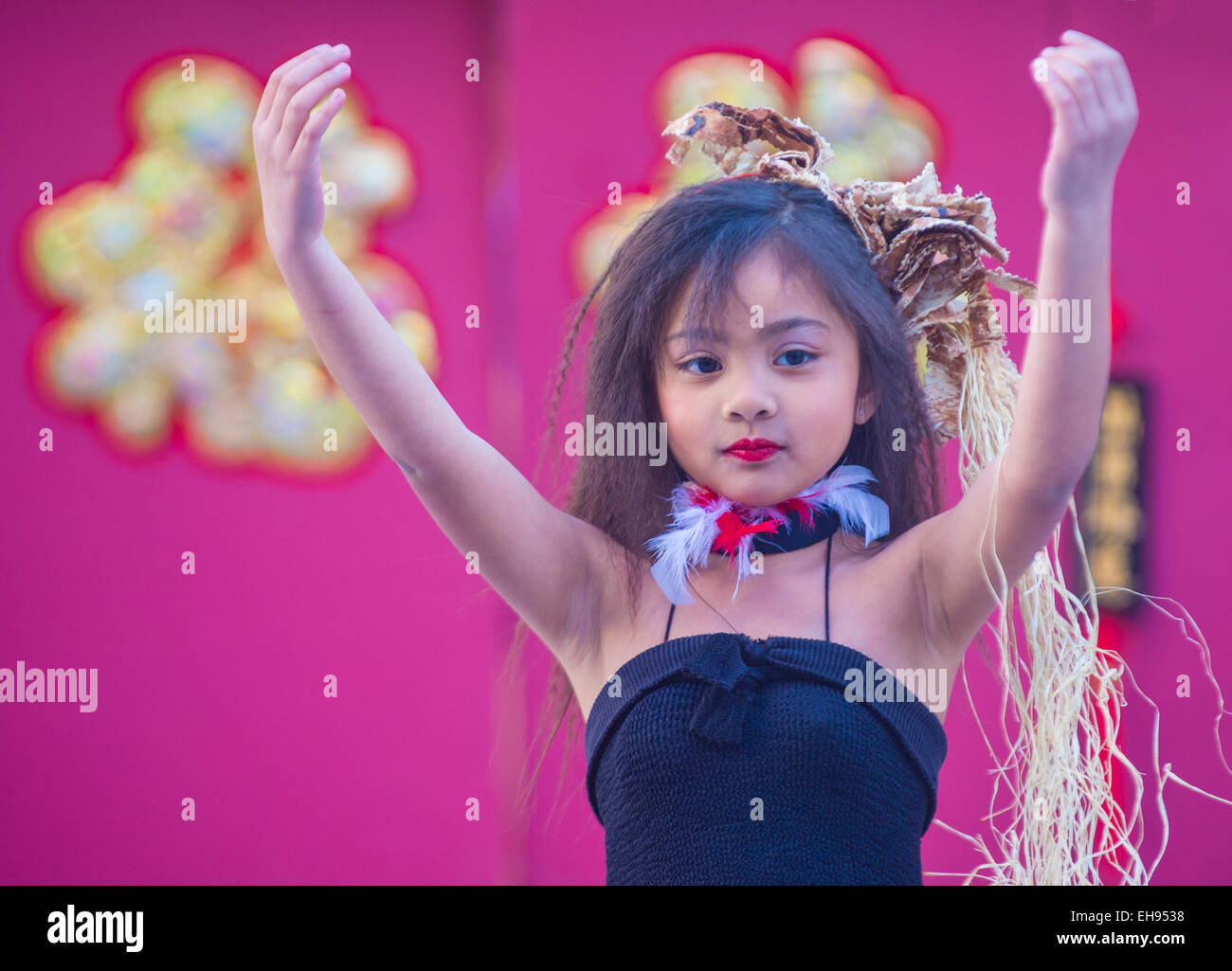 Danseur tahitien effectuer au Nouvel An chinois qui a eu lieu à Las Vegas Banque D'Images