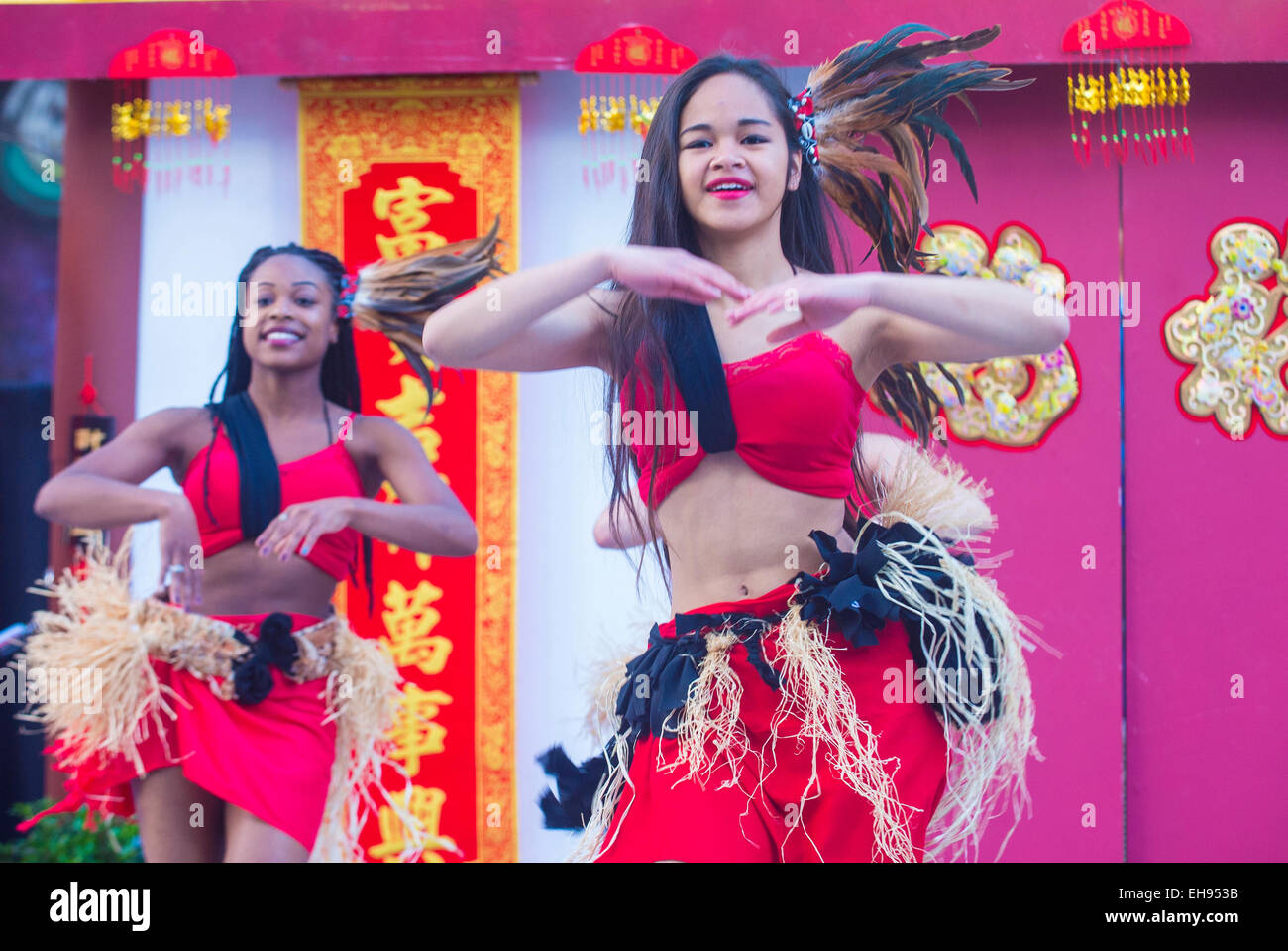 Les spectacles de danse folklorique Tahitienne au Nouvel An chinois qui a eu lieu à Las Vegas Banque D'Images