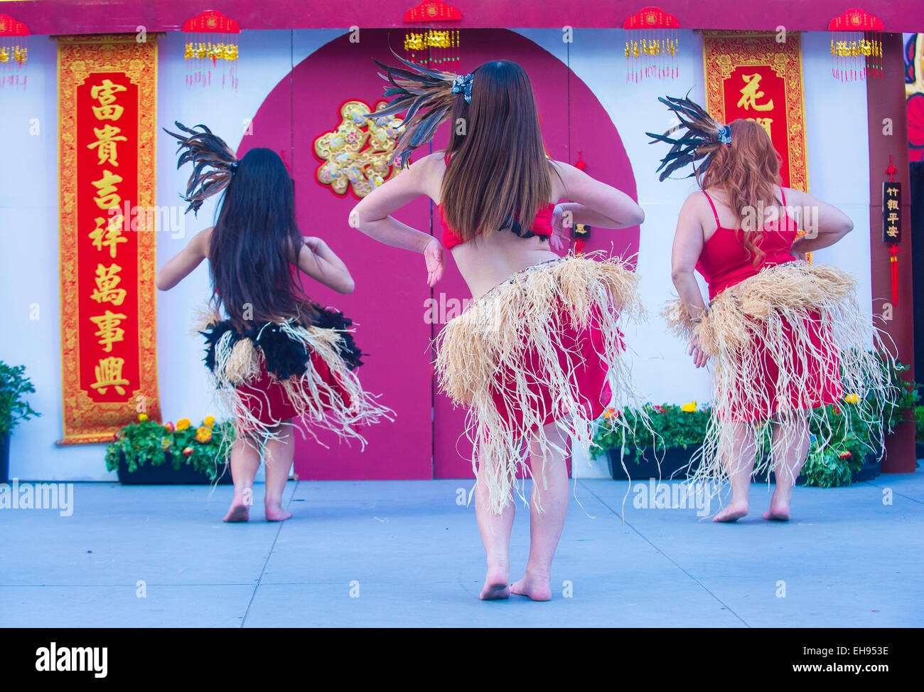 Les spectacles de danse folklorique Tahitienne au Nouvel An chinois qui a eu lieu à Las Vegas Banque D'Images