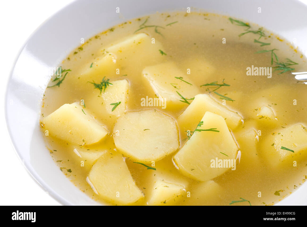 Un bol de soupe de pommes de terre tiède. Banque D'Images