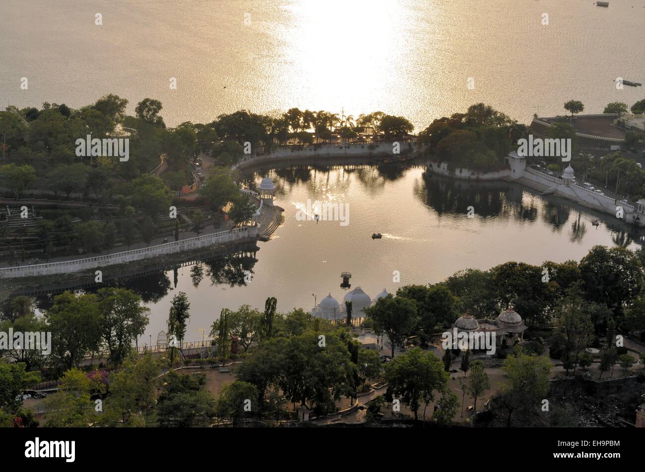 Le lac Pichola, Udaipur, Rajasthan, Inde Banque D'Images