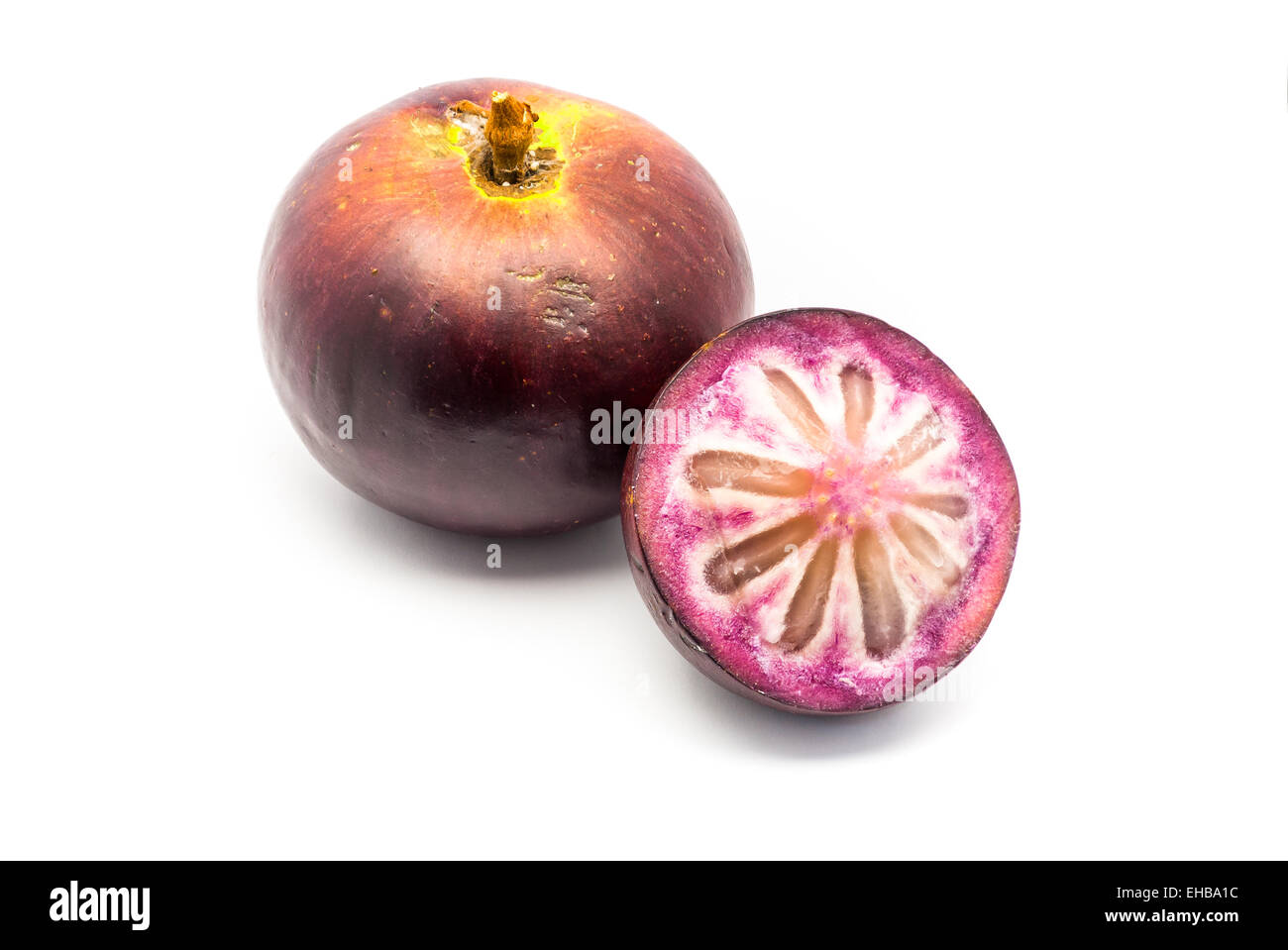 Chrysophyllum Cainito Star, Apple,( Golden Leaf Tree), Nord de la Thaïlande, fruits isolés. Banque D'Images