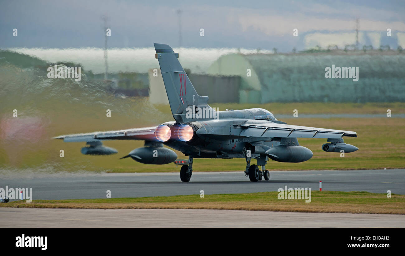 RAF Tornado Gr4 ZA602 'Mac' de vengeance Roberts 15 Escadron basé à Lossiemouth Morayshire en Écosse. 9632 SCO. Banque D'Images