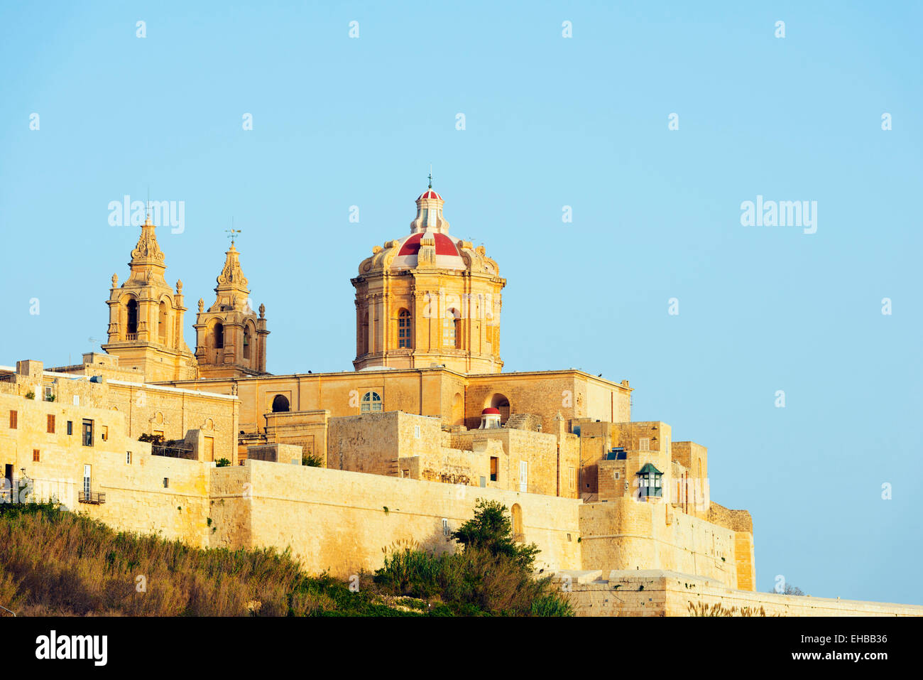 L'Europe méditerranéenne, de Malte, Mdina, ville fortifiée en pierre et la Cathédrale St Paul Banque D'Images