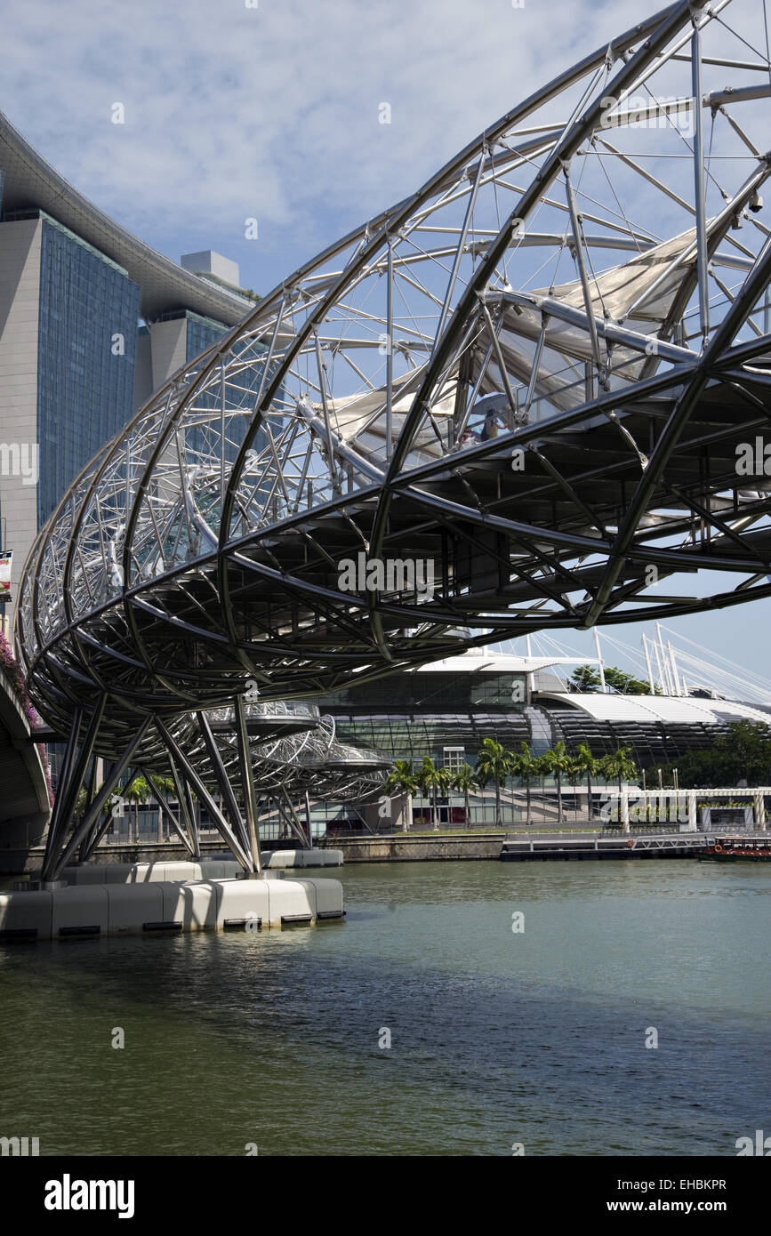 Double Helix bridge, Marina Bay, Singapour Banque D'Images