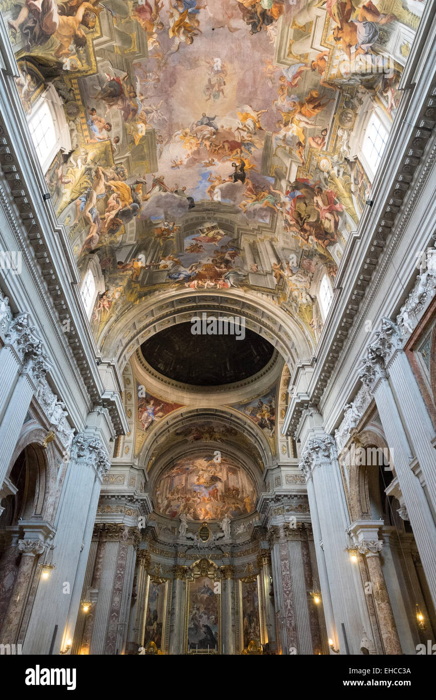 L'église de Saint Ignace de Loyola au Campus Martius à Rome. (Chiesa di Sant'Ignazio di Loyola à Campo Marzio). L'intérieur. Banque D'Images
