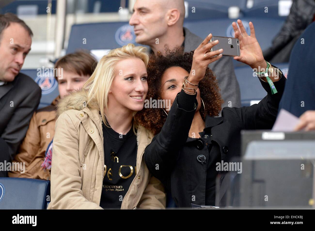 Katarzyna Kiedrzynek/Laura Georges - 07.03.2015 - PSG/Lens - 28ème journée de Ligue 1 .Photo : André Ferreira/Icon Sport. Banque D'Images