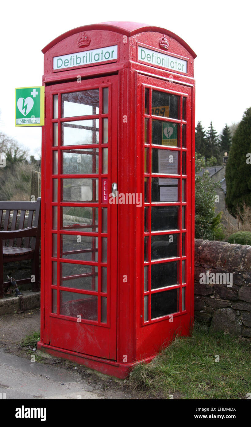 Paroisse de Youlgrave Défibrillateur Alport dans le Derbyshire Peak District National Park Banque D'Images