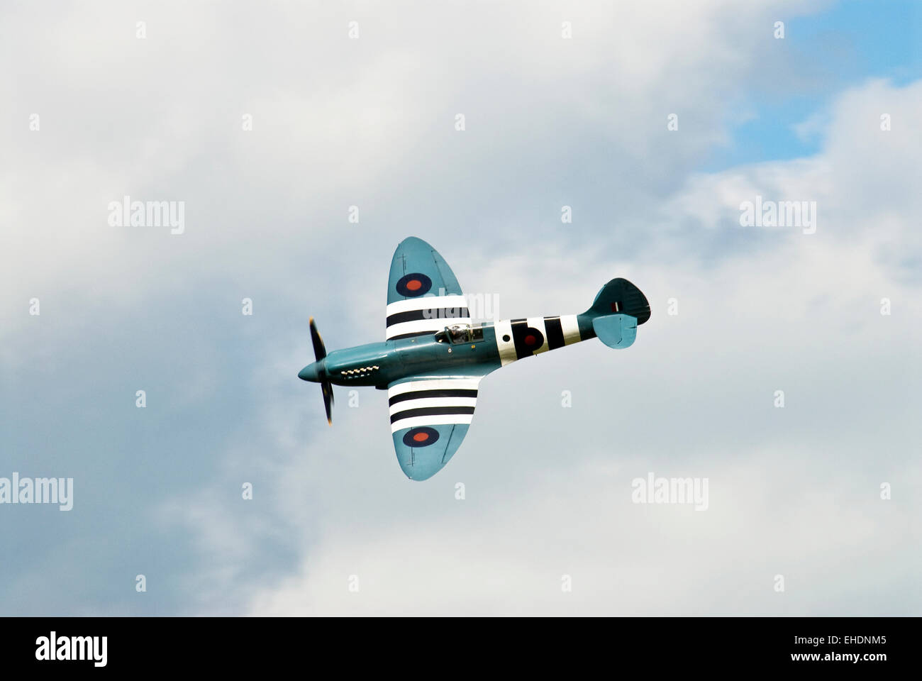 Avion de chasse Spitfire à lydd airshow Banque D'Images