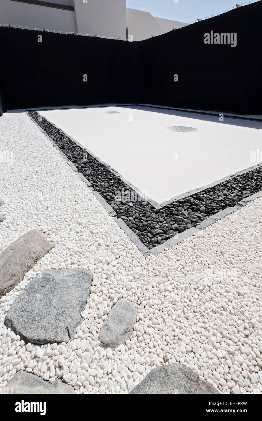 Art installation par Taro Shinoda appelé "Karesansui" en 2015 Biennale de Sharjah art festival à Sharjah Emirats Arabes Unis Banque D'Images
