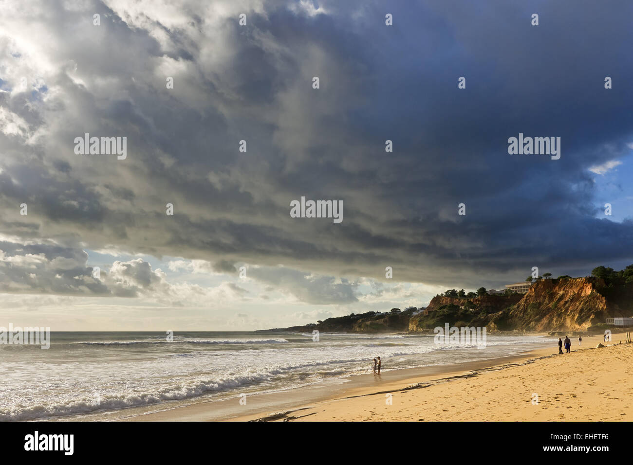 Praia de Falesia à Olhos de Agua Banque D'Images