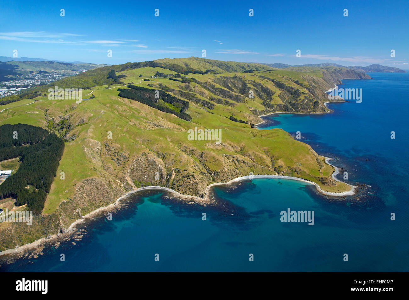 Green Point et Tirau Titahi Bay, près de Bay, Porirua, région de Wellington, Île du Nord, Nouvelle-Zélande - vue aérienne Banque D'Images