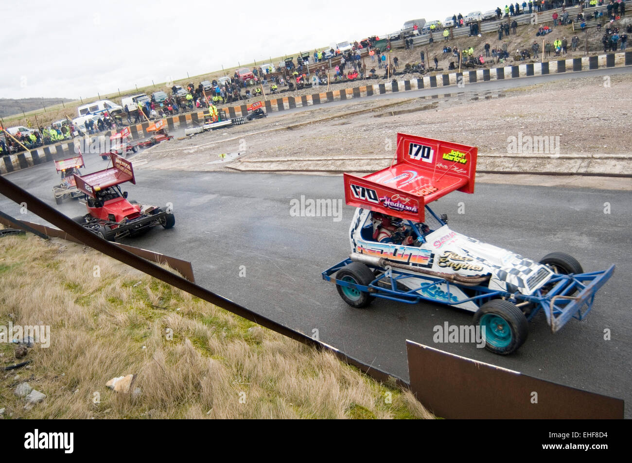 Formule 2 f2 voitures de stock car racing sur une piste ovale pistes à warton près de Blackpool uk race course courses grand grand aérodynamique Banque D'Images