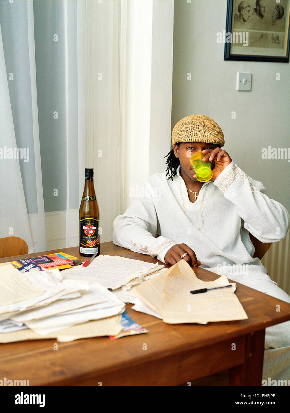 Portrait de Danny Cubano à son domicile dans le nord de Londres. Banque D'Images