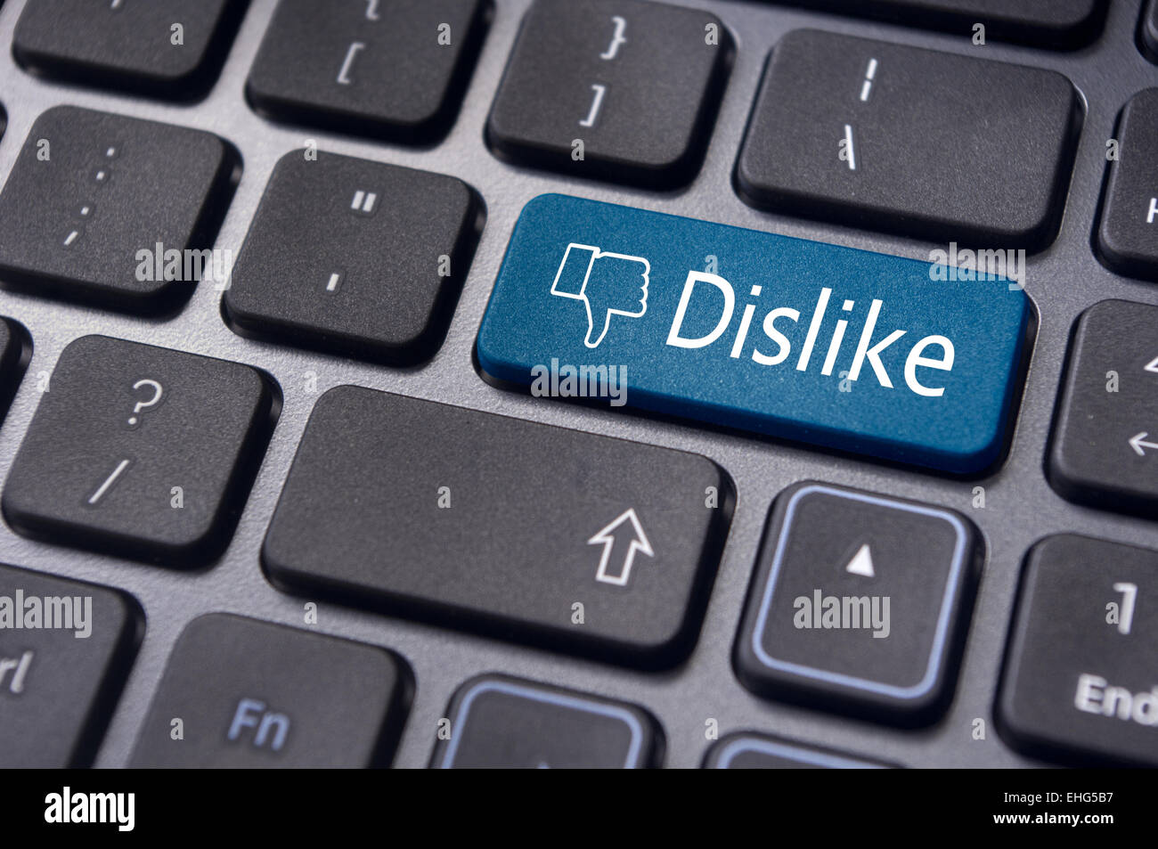 N'aime pas message sur le bouton du clavier, social media concepts Banque D'Images