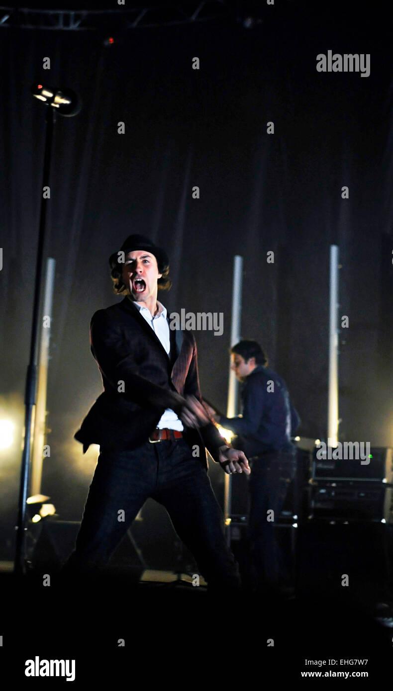 Maximo Park live at Brixton Academy London 27/05/09. Banque D'Images