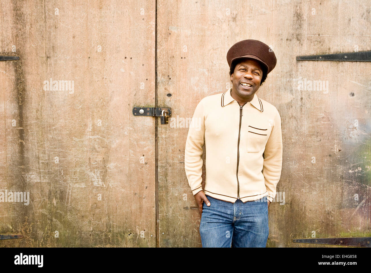 Portrait de Norman Jay dans Notting Hill l'été 2008. Banque D'Images