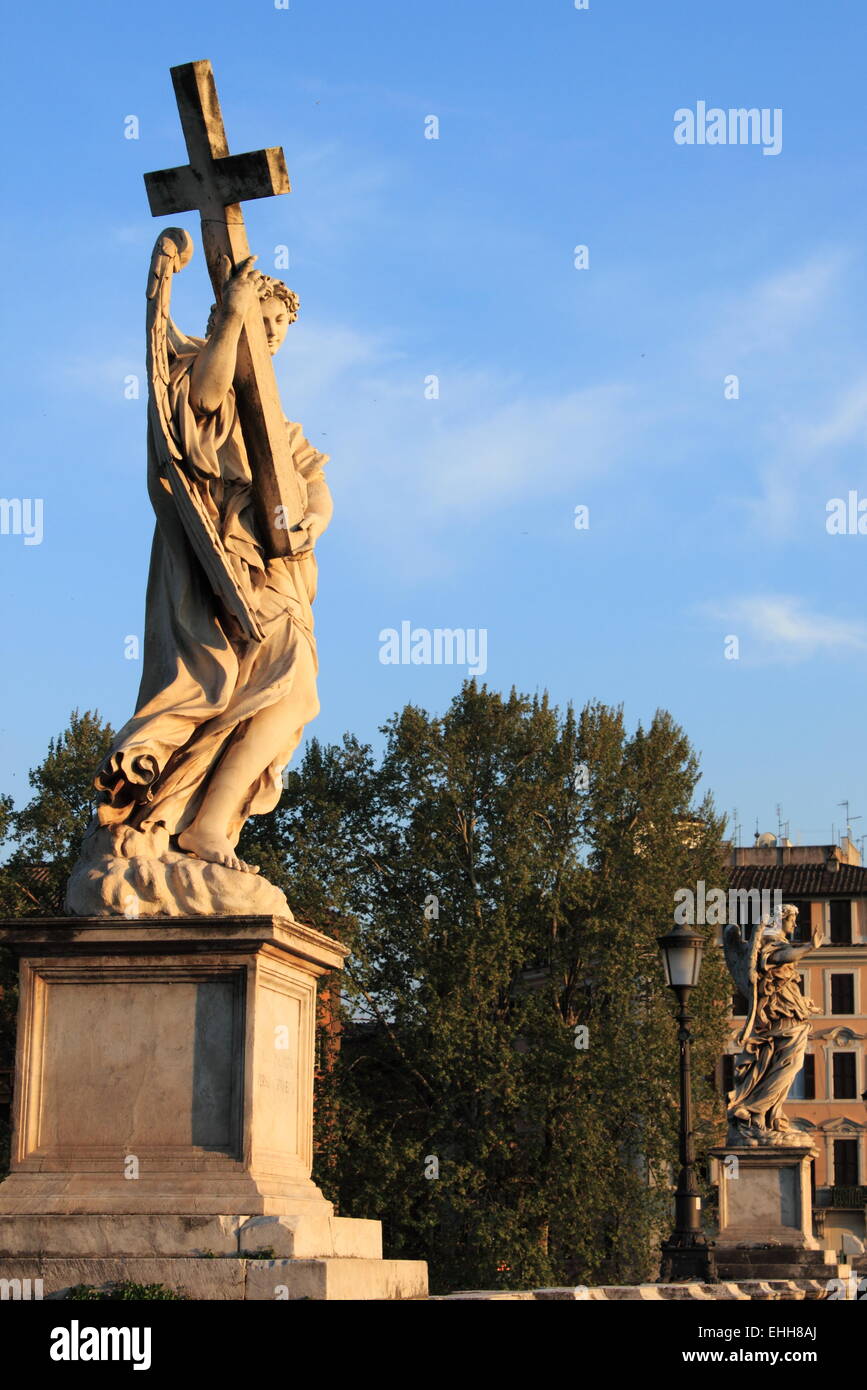 Le pont Saint Ange à Rome Banque D'Images