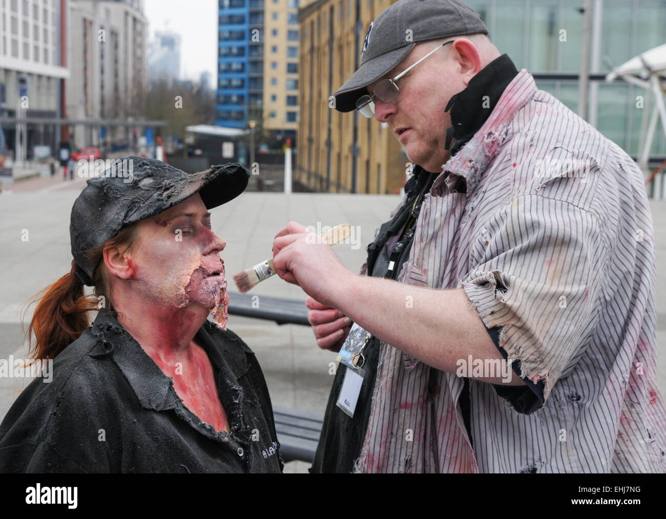 Bande dessinée et rassembler des fans de cosplay au centre Excel de Londres Super Comic Convention, Londres Angleterre Royaume-Uni UK Banque D'Images