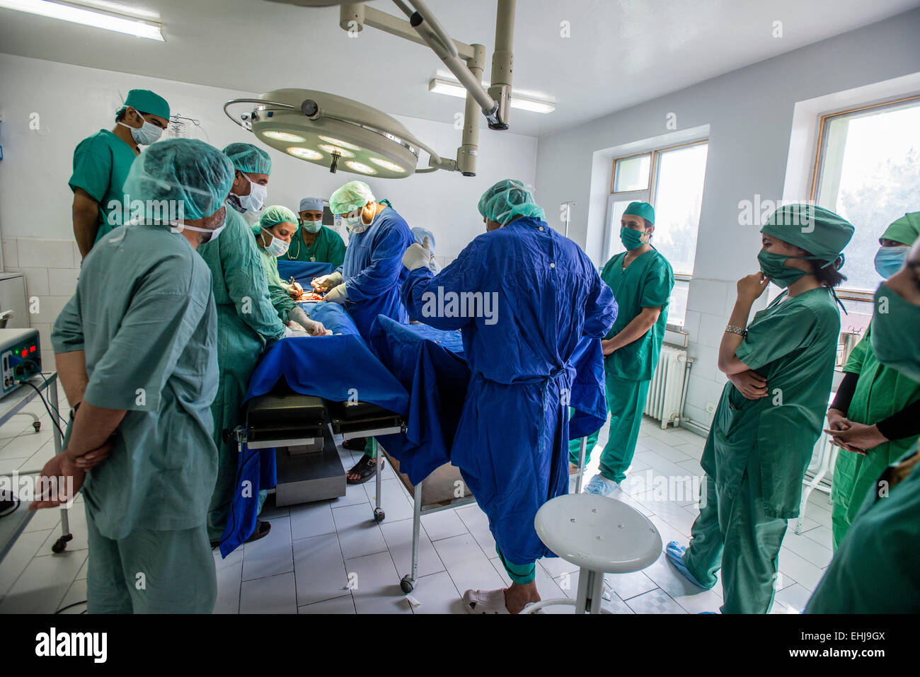 La chirurgie gynécologique à l'hôpital central de la Société afghane du Croissant-Rouge, Kaboul, Afghanistan Banque D'Images