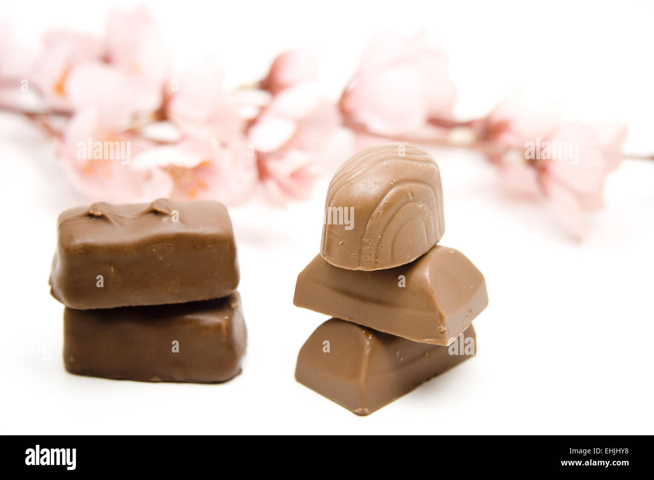 Chocolats et fleurs Banque D'Images