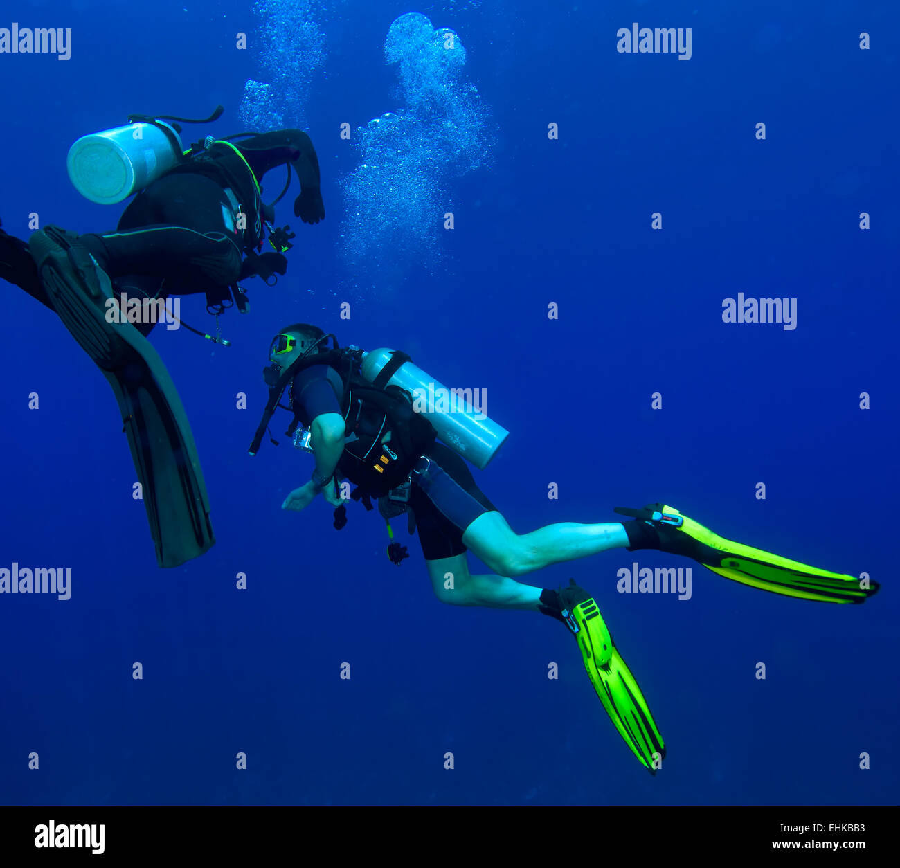 Deux plongeurs avec air-bublles, Cuba Banque D'Images