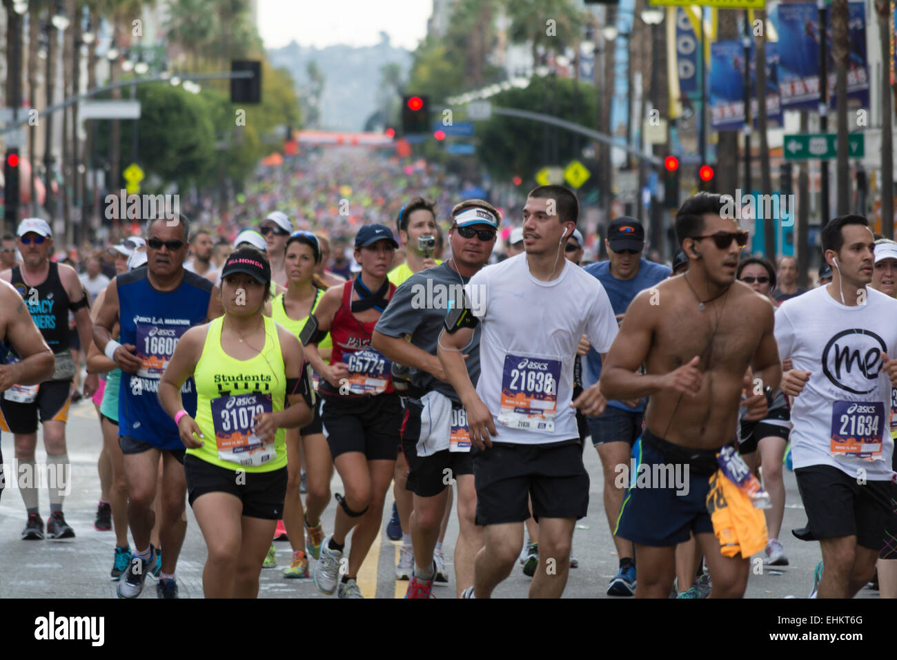 Los Angeles, Californie, USA. 15 mars, 2015. Coureurs au kilomètre 11 de la la Marathon. Banque D'Images