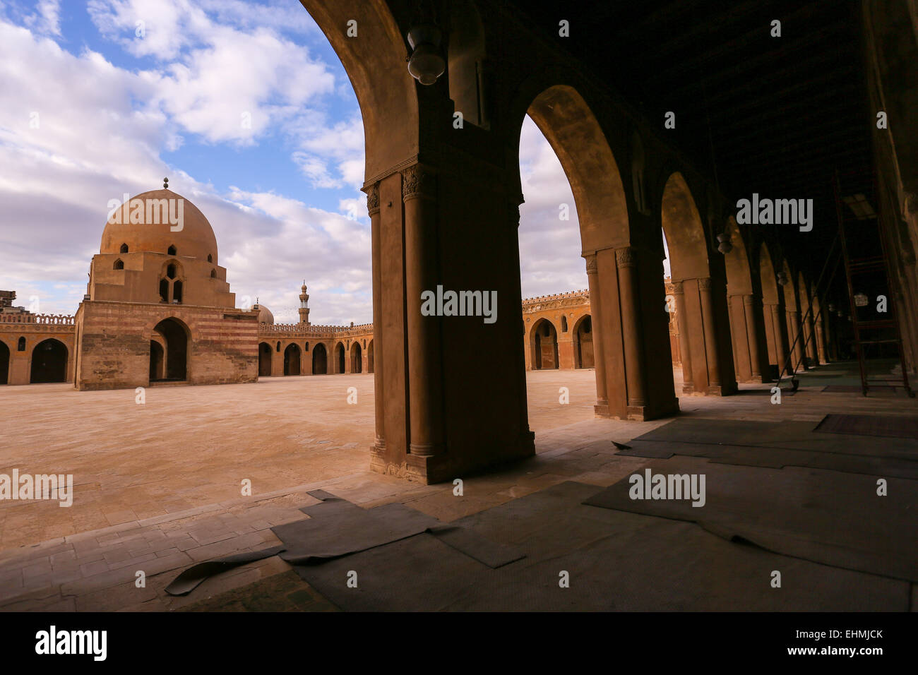 Mosquée d'Ibn Tulun au Caire, à la cour, fondée AD 879 Banque D'Images