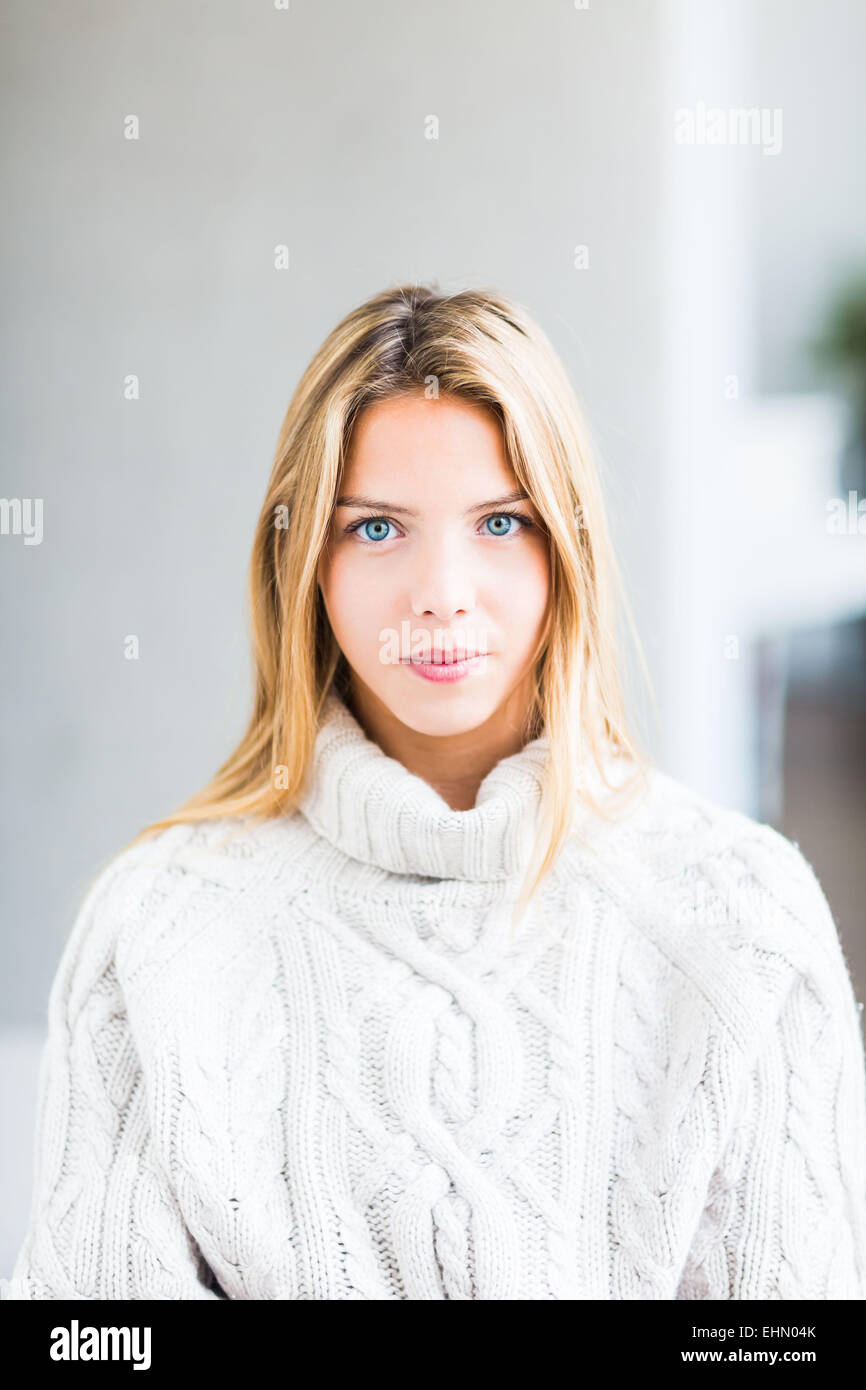 Portrait d'une jeune femme. Banque D'Images