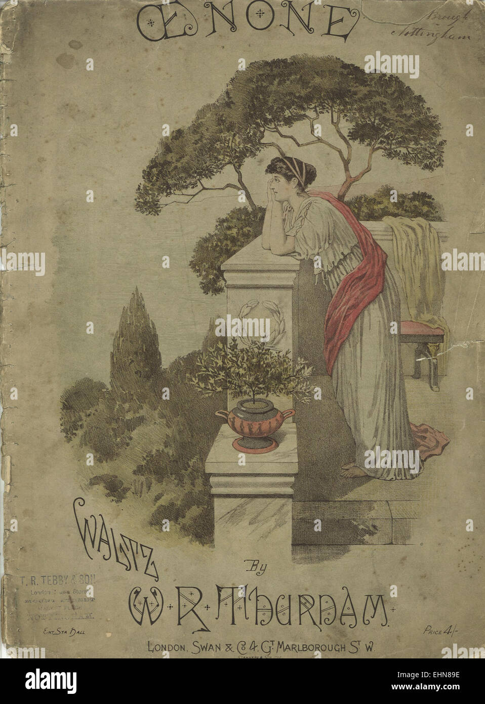 'Oenone Waltz' est une pièce de performance ou d'art représentant les mouvements élégants d'une valse. Le titre suggère une danse classique gracieuse inspirée du mythe d'Oenone, un personnage de la mythologie grecque. La valse peut être utilisée comme métaphore pour les thèmes de l'amour, de la tragédie et de la beauté. Banque D'Images