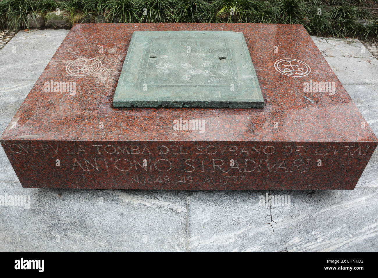 Marquage de la plaque d'origine la tombe d'Antonio Stradivari (1648 - 1737) de Crémone (Italie). Banque D'Images